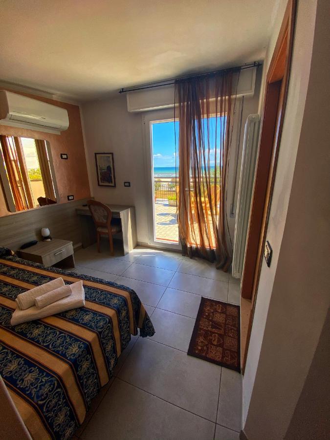 Hotel Amoha ริมินี ภายนอก รูปภาพ